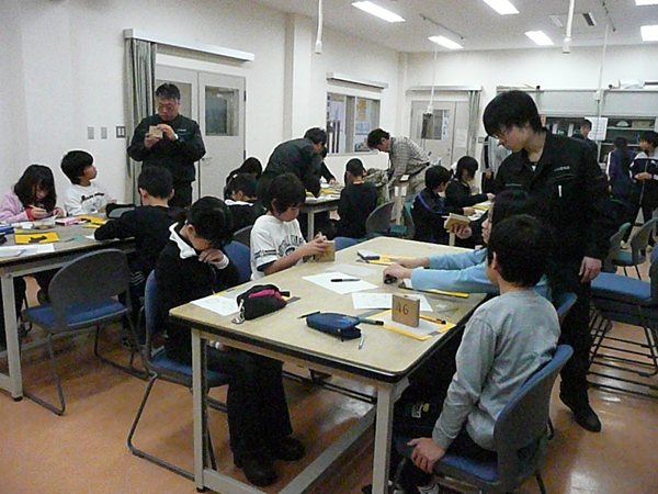 http://shimizu-kazumichi.com/2010.11.22-3.JPG