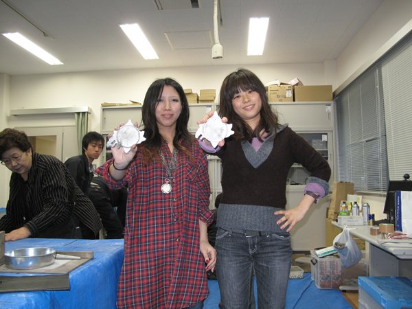 http://shimizu-kazumichi.com/2010.12.11-4.JPG