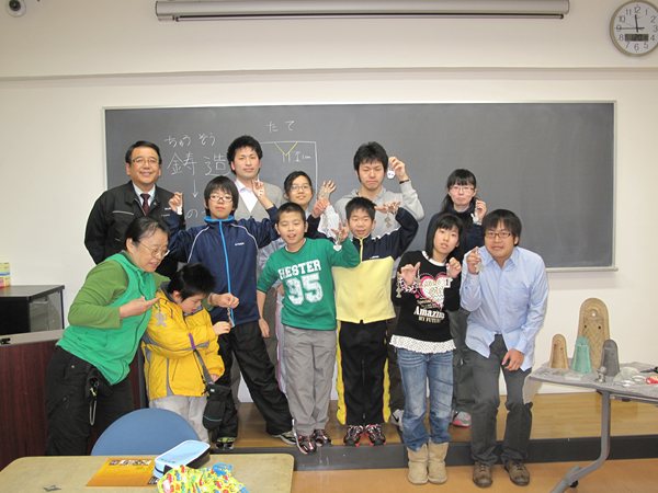 http://shimizu-kazumichi.com/2011.01.20-7.JPG